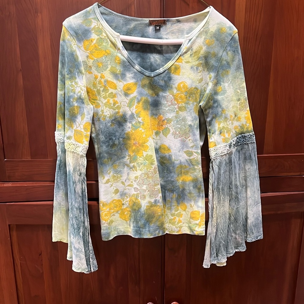 Pullover top